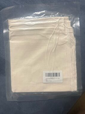 NWT 3-pack reusable nut milks bag in color Natural Cream